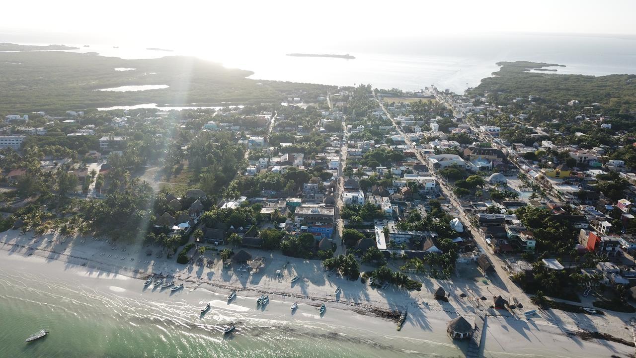 卡萨玛雅德何塞利马酒店 Isla Holbox 外观 照片